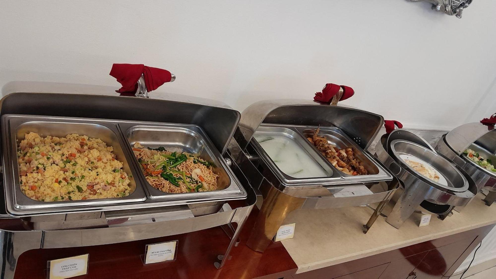 הו צ'י מין סיטי A25 Hotel - 255 Le Thanh Ton מראה חיצוני תמונה