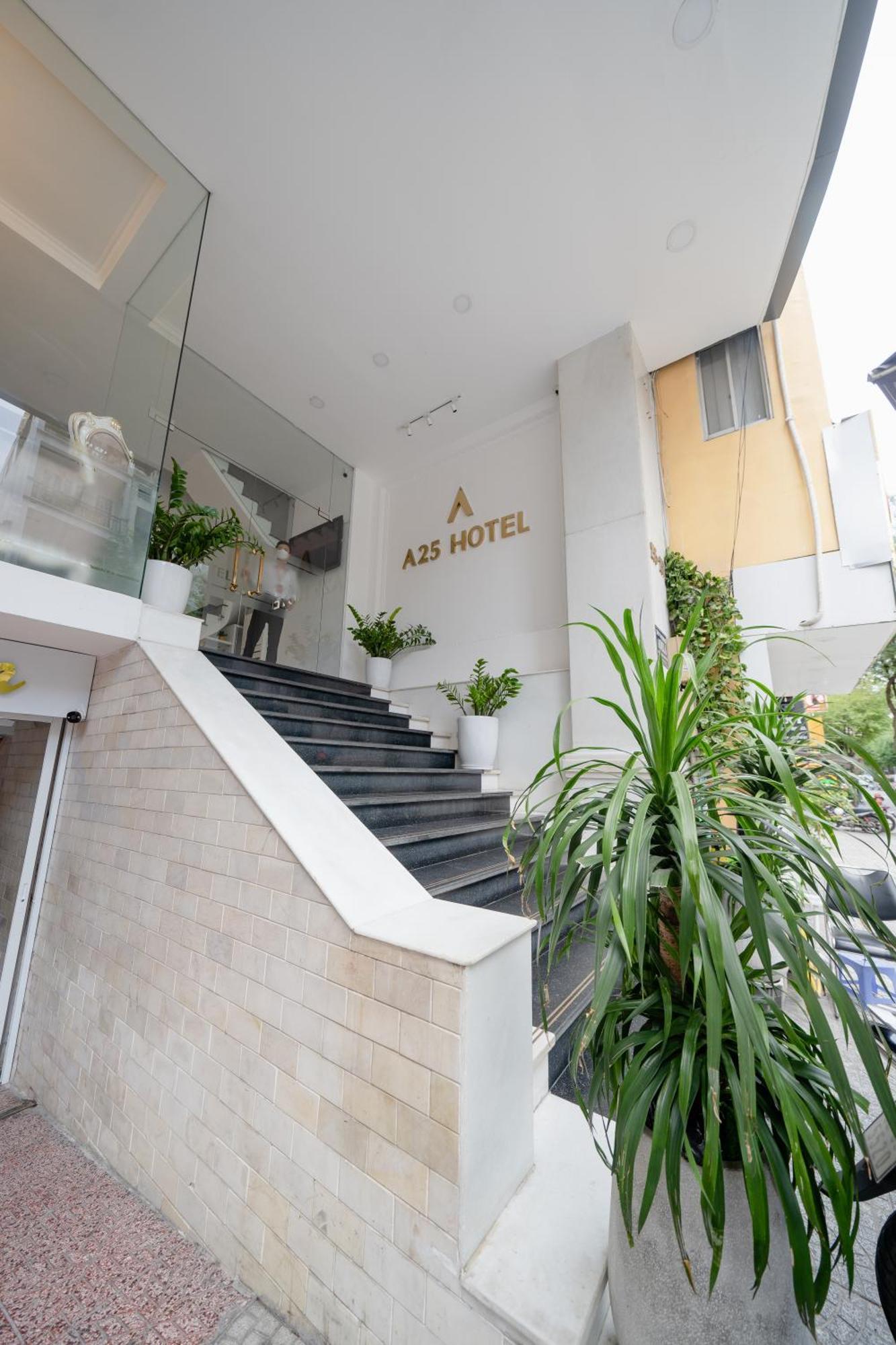 הו צ'י מין סיטי A25 Hotel - 255 Le Thanh Ton מראה חיצוני תמונה