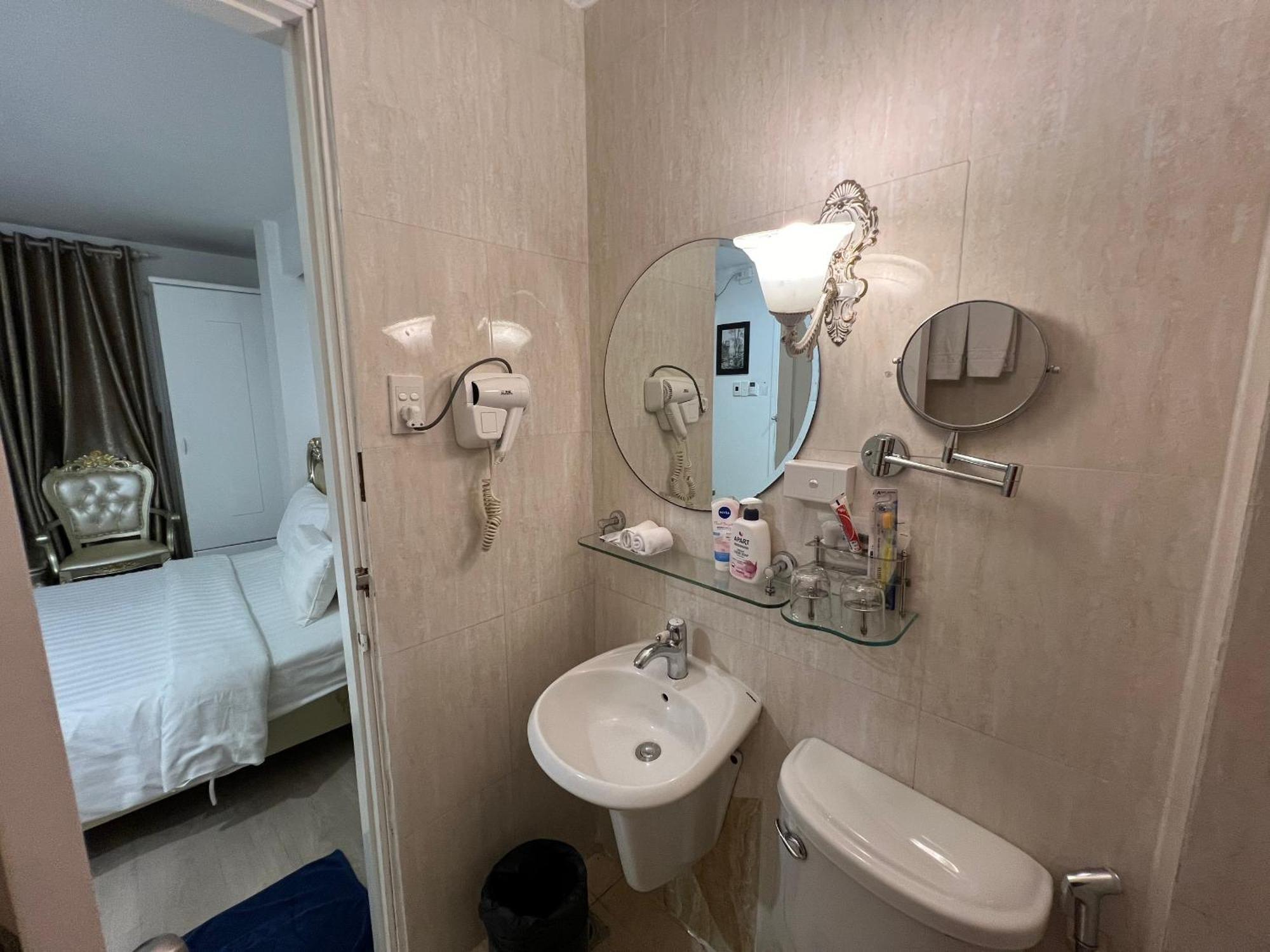 הו צ'י מין סיטי A25 Hotel - 255 Le Thanh Ton מראה חיצוני תמונה
